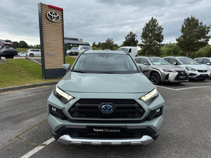 TOYOTA – RAV4