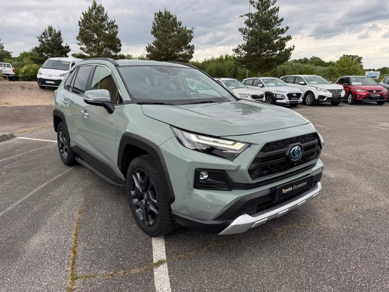 TOYOTA – RAV4