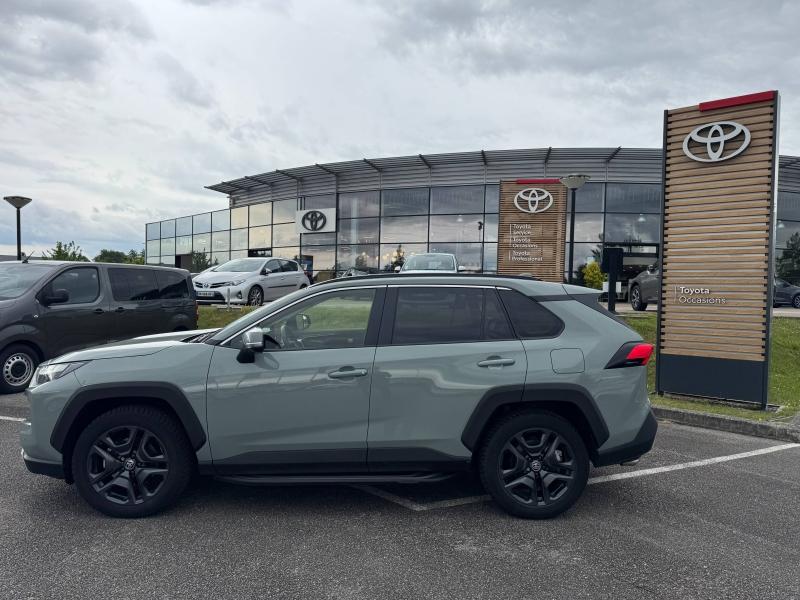 TOYOTA – RAV4