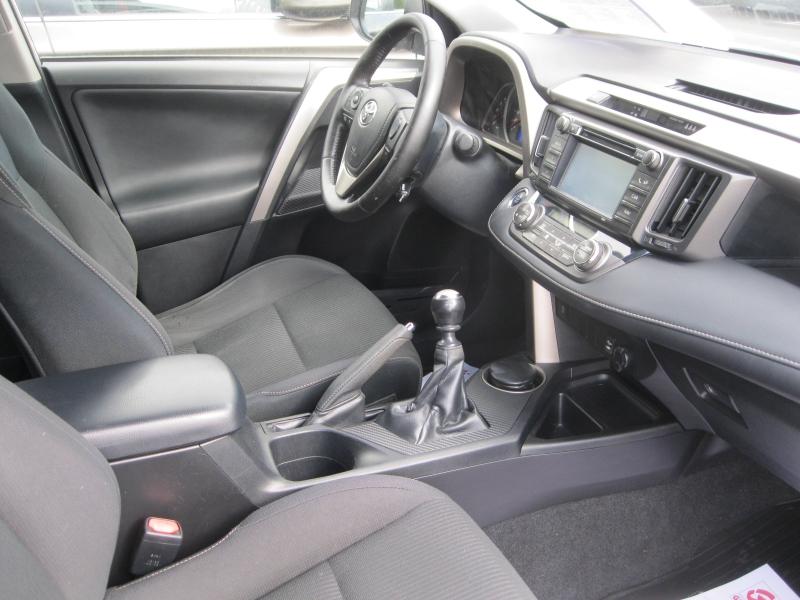 TOYOTA – RAV4