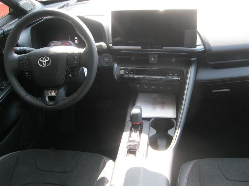 TOYOTA – C-HR