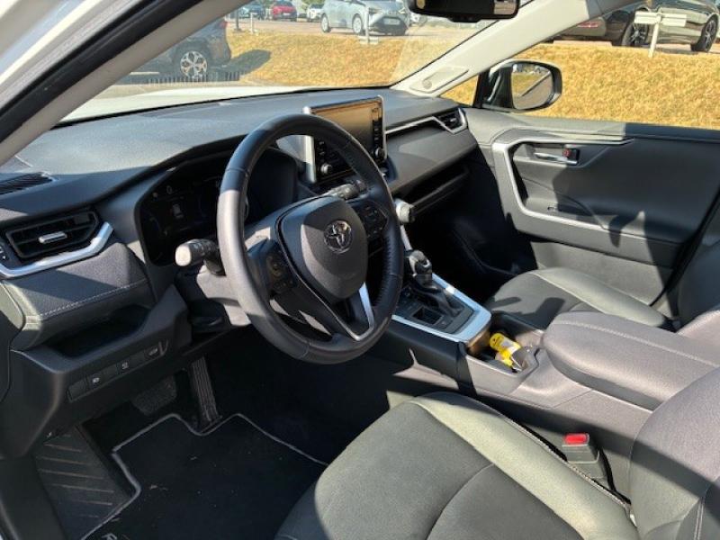 TOYOTA – RAV4