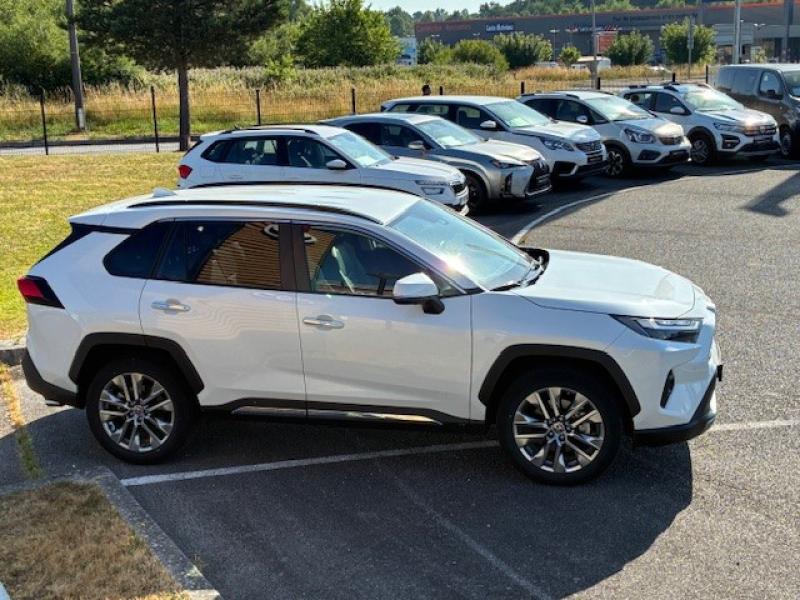 TOYOTA – RAV4