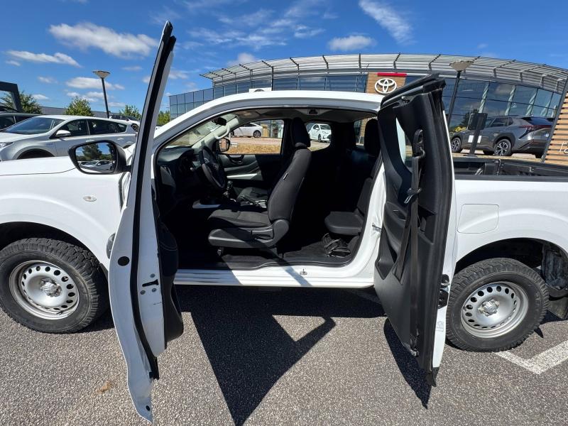 NISSAN – Navara