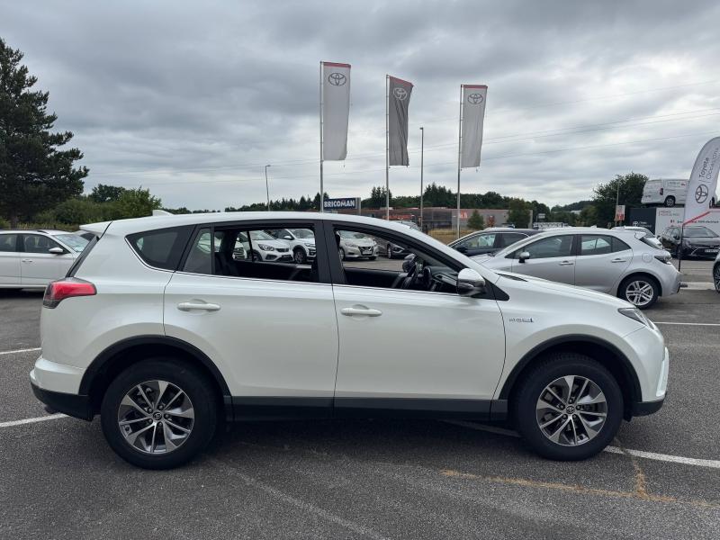TOYOTA – RAV4