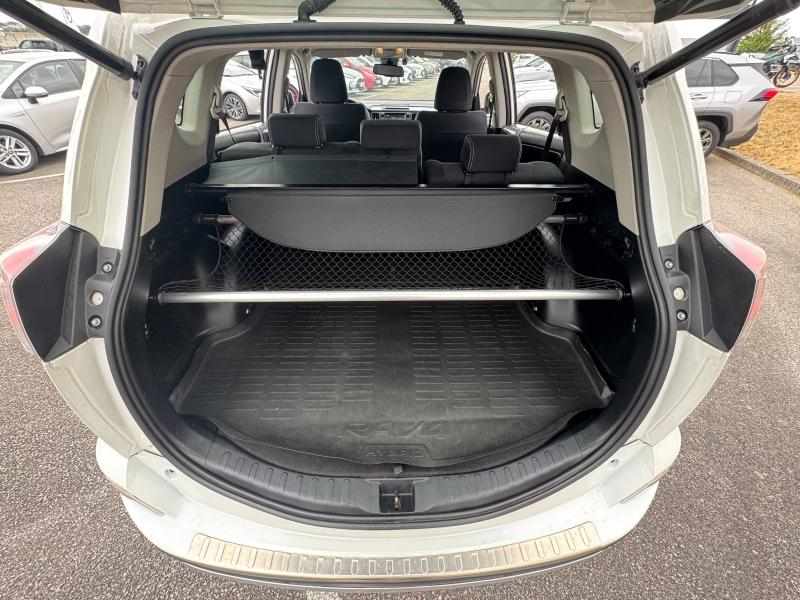TOYOTA – RAV4