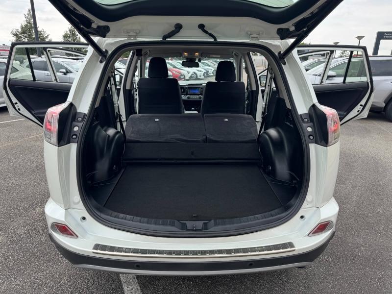 TOYOTA – RAV4