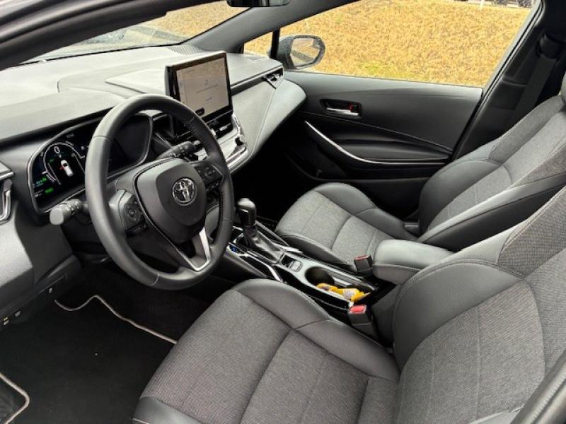 TOYOTA – Corolla Touring Spt