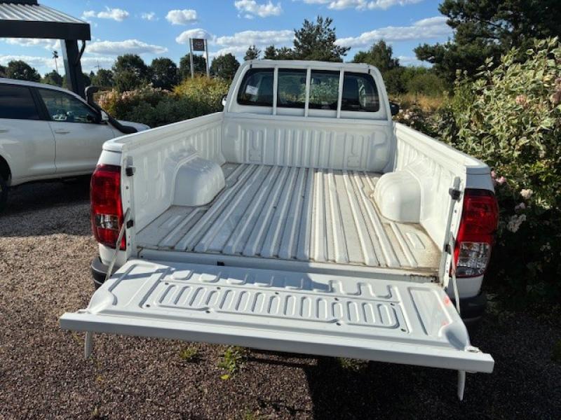 TOYOTA – Hilux