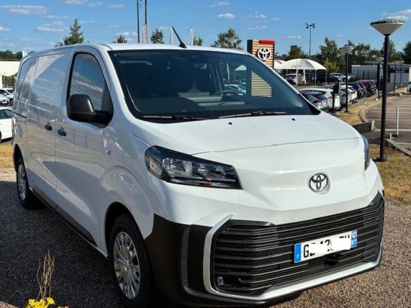 TOYOTA – PROACE