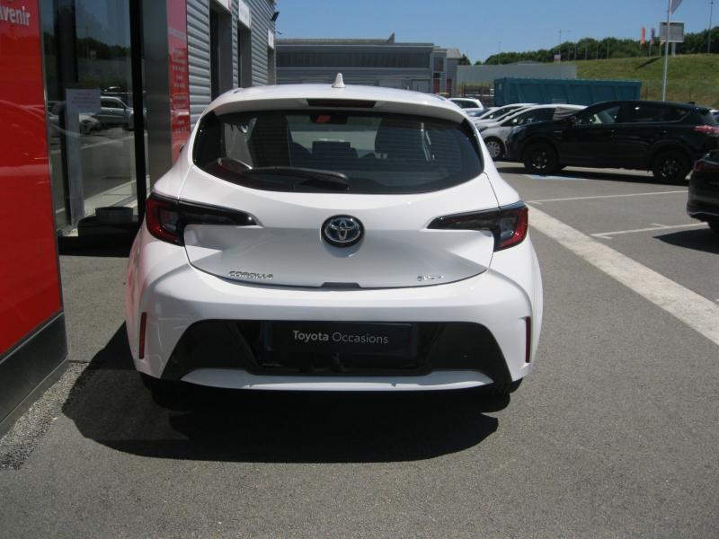TOYOTA – Corolla