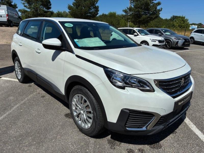 PEUGEOT – 5008