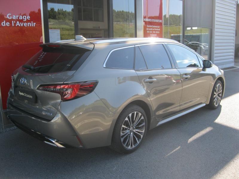 TOYOTA – Corolla Touring Spt