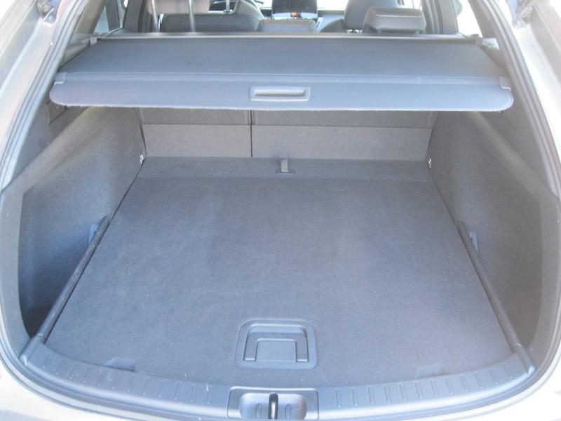 TOYOTA – Corolla Touring Spt