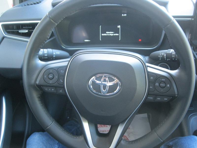 TOYOTA – Corolla Touring Spt