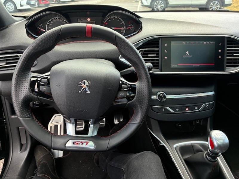 PEUGEOT – 308