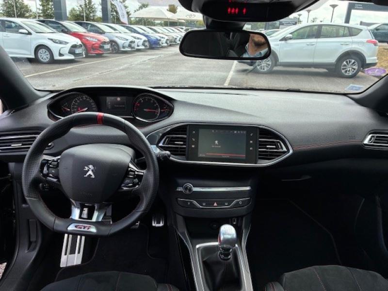 PEUGEOT – 308