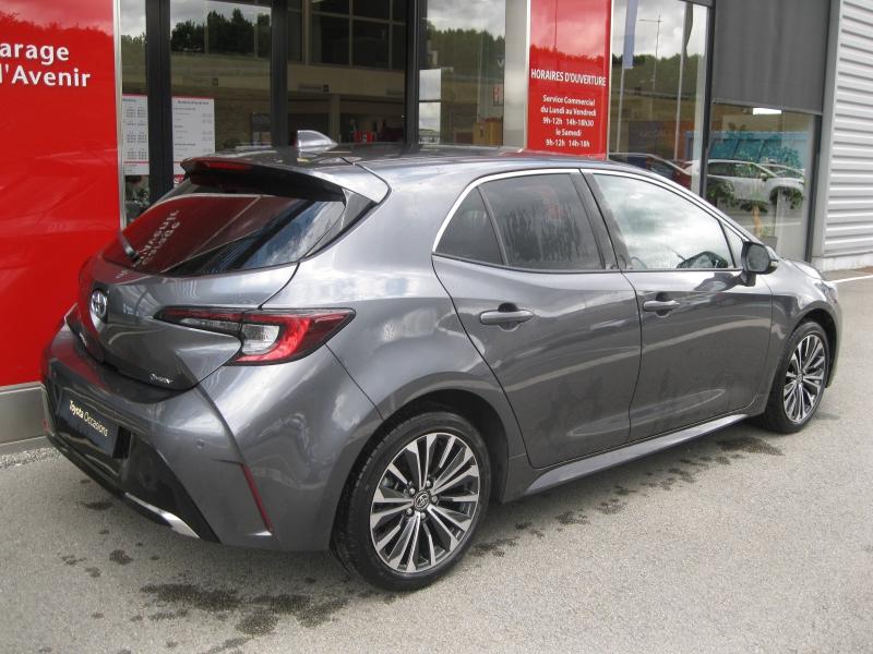 TOYOTA – Corolla