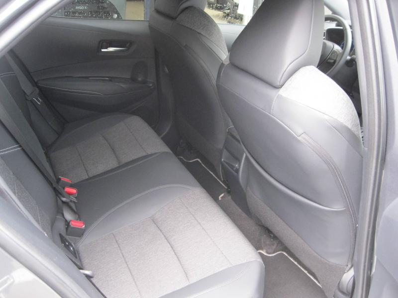 TOYOTA – Corolla