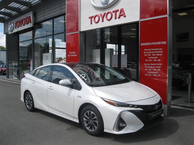 TOYOTA – Prius Rechargeable