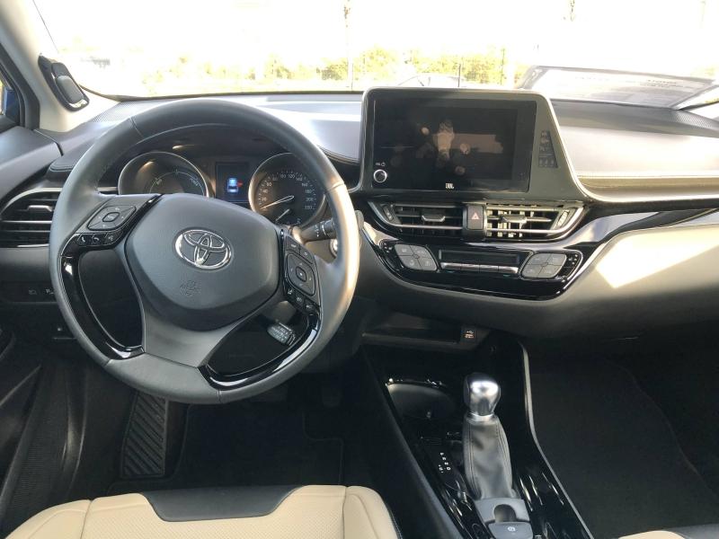 TOYOTA – C-HR