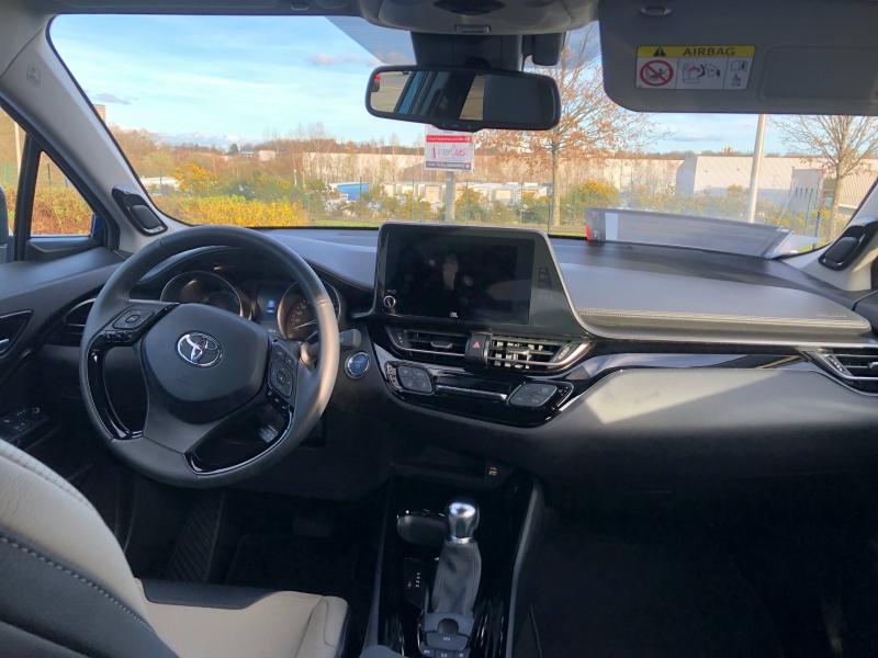 TOYOTA – C-HR