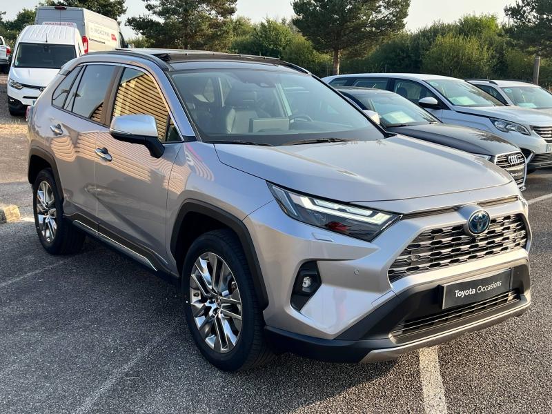 TOYOTA – RAV4
