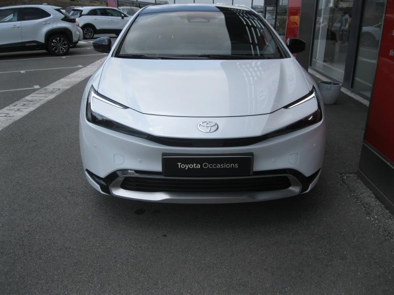TOYOTA – Prius Rechargeable