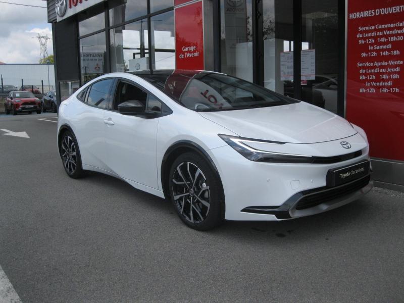 TOYOTA – Prius Rechargeable