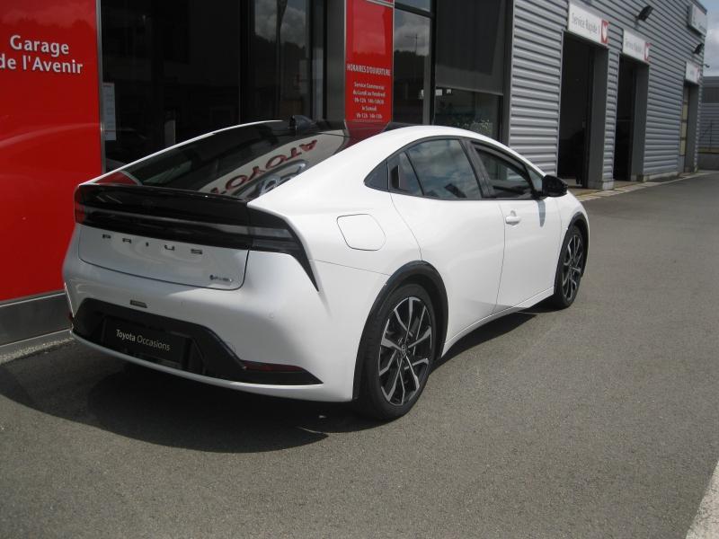 TOYOTA – Prius Rechargeable