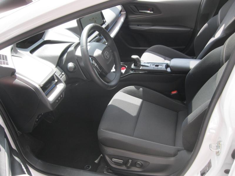 TOYOTA – Prius Rechargeable