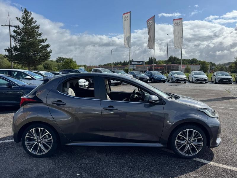 TOYOTA – Yaris