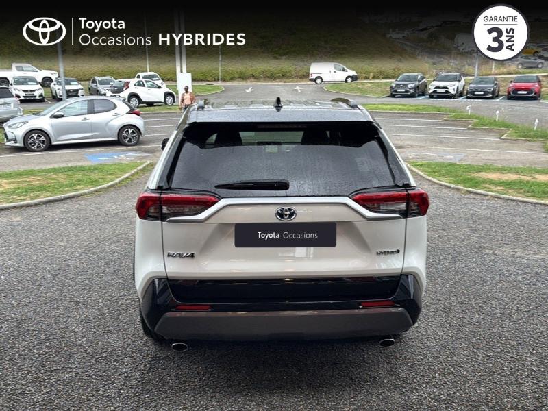 TOYOTA – RAV4