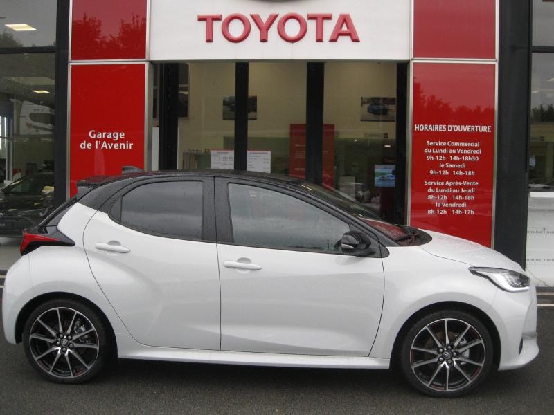 TOYOTA – Yaris