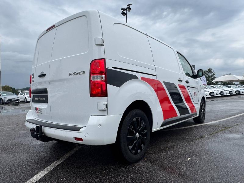 TOYOTA – PROACE