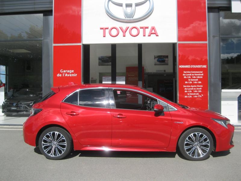 TOYOTA – Corolla