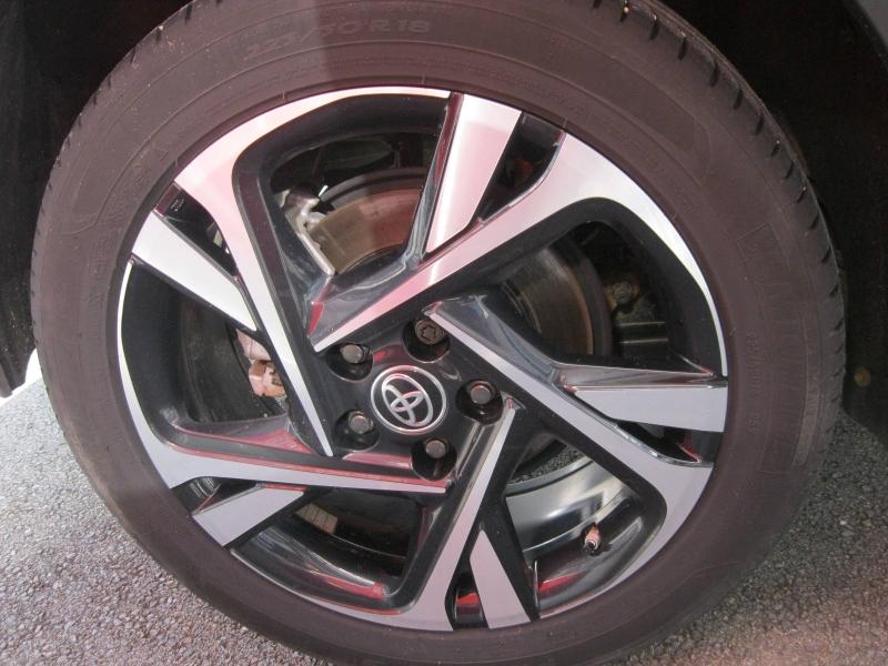 TOYOTA – C-HR