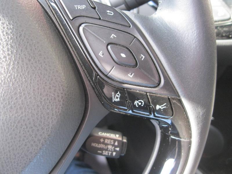 TOYOTA – C-HR