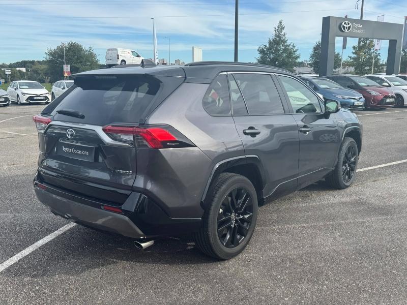 TOYOTA – RAV4