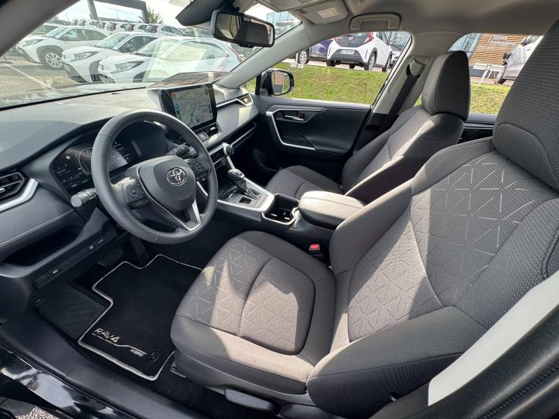 TOYOTA – RAV4