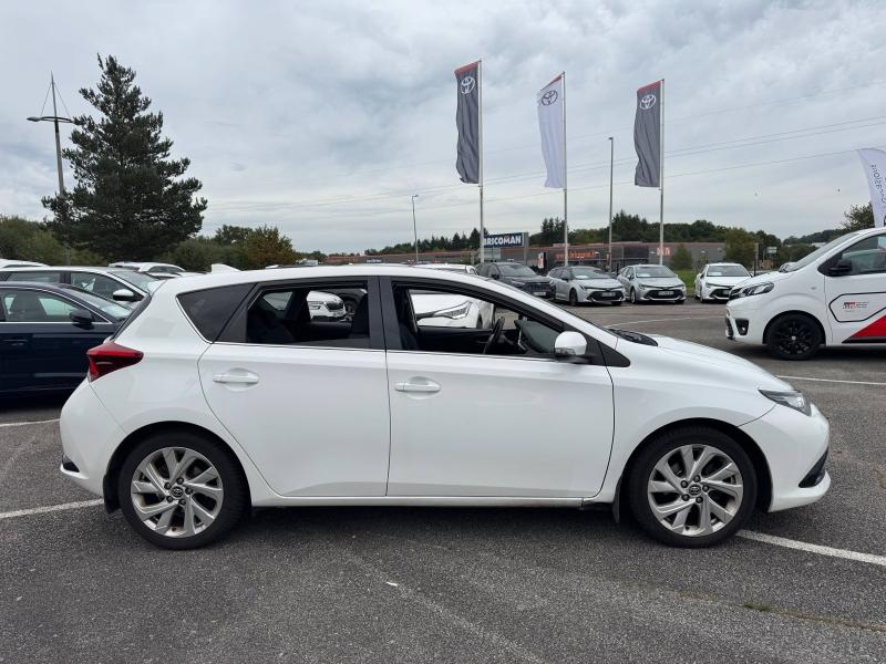 TOYOTA – Auris