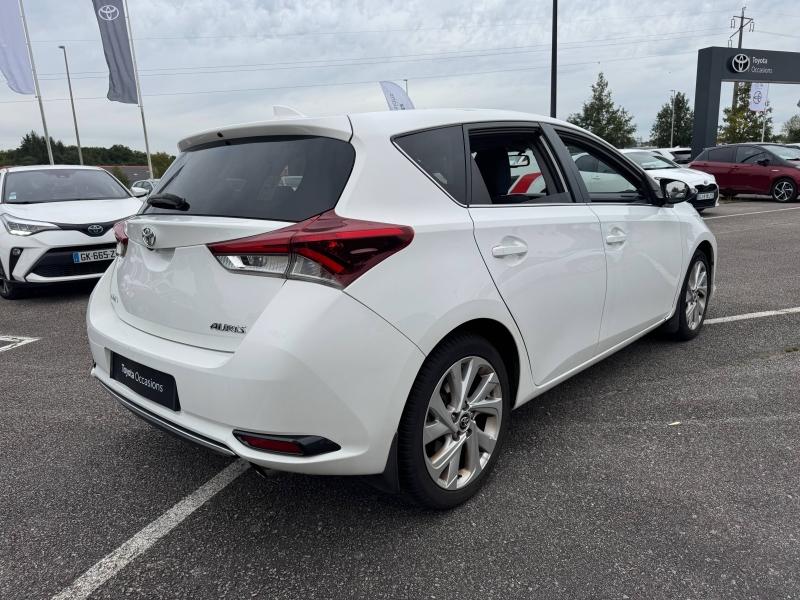 TOYOTA – Auris