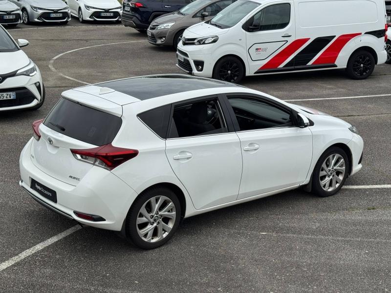 TOYOTA – Auris
