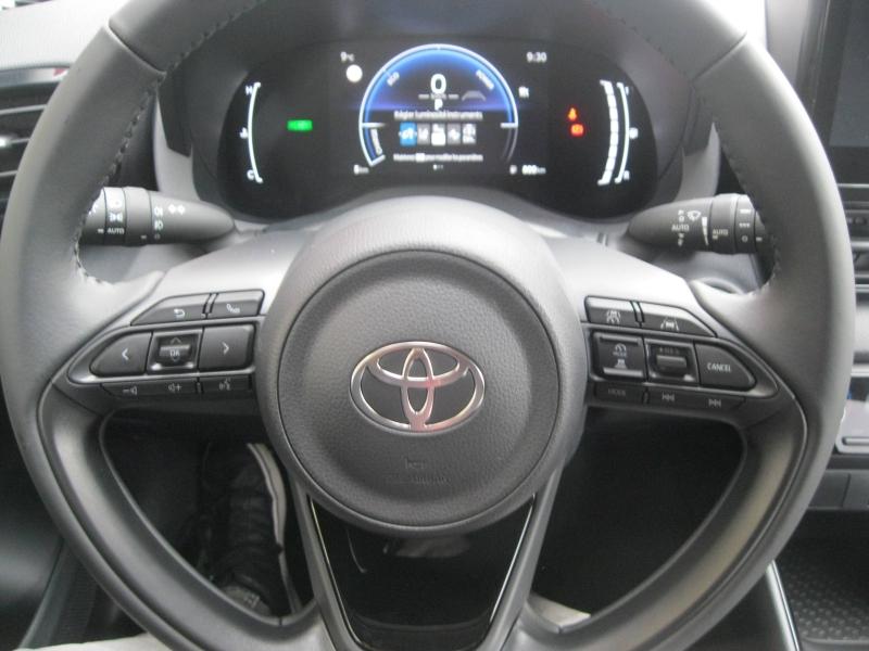 TOYOTA – Yaris