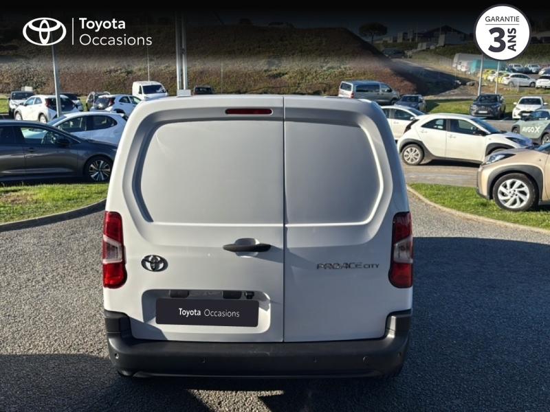 TOYOTA – PROACE CITY