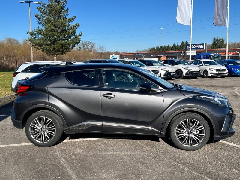 TOYOTA – C-HR