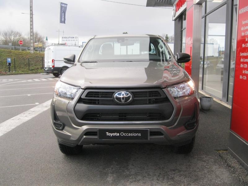TOYOTA – Hilux