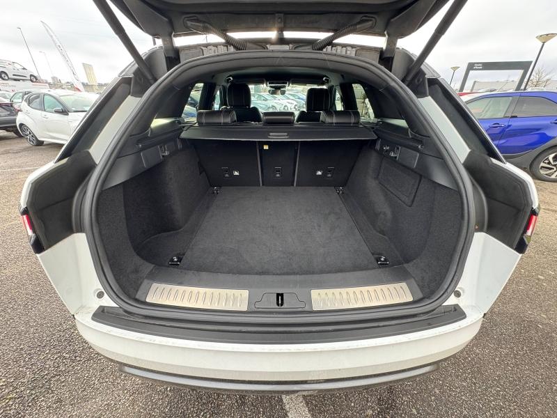 LAND-ROVER – Range Rover Velar