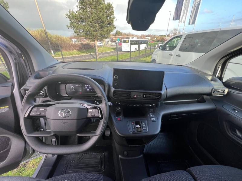 TOYOTA – PROACE CITY