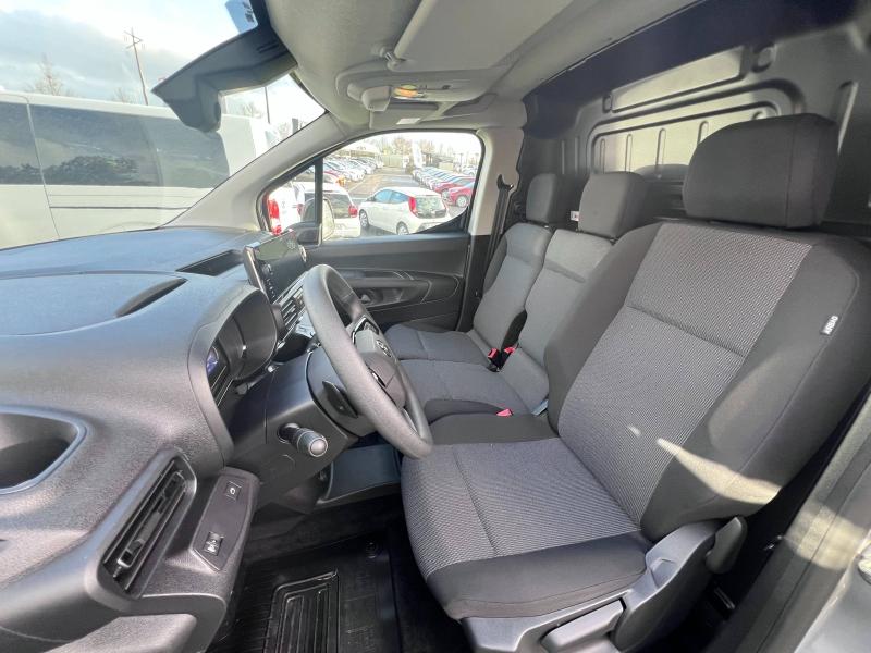 TOYOTA – PROACE CITY